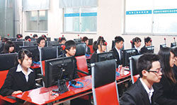 四川华工技工学校计算机