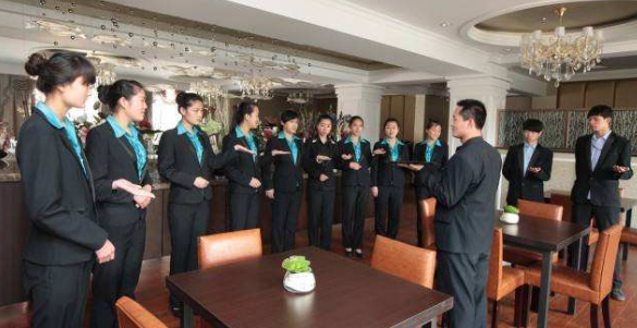 重庆市巴南职中高星级饭店运营与管理专业